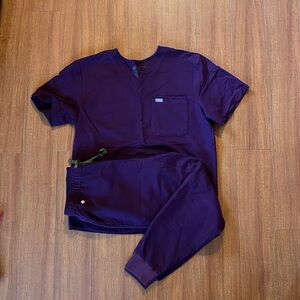 Men’s fig purple scrubs